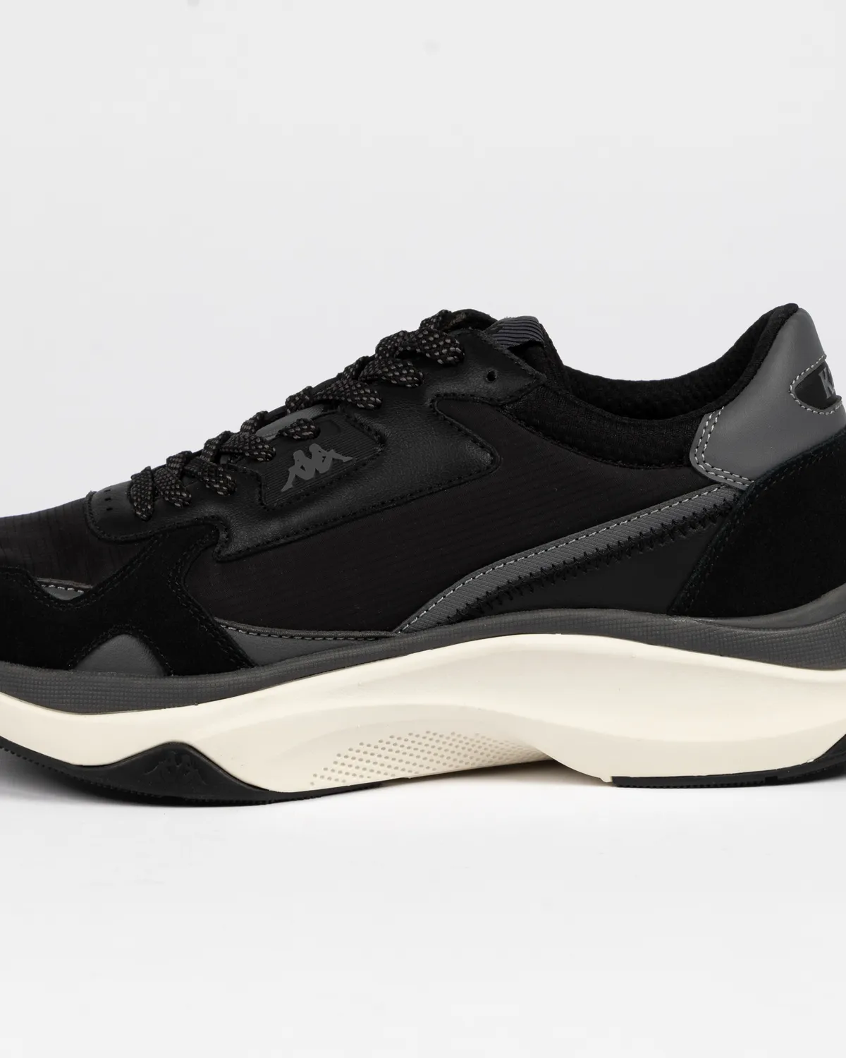 Siyah Authentic Pro 8 Unisex Siyah Spor Ayakkabı