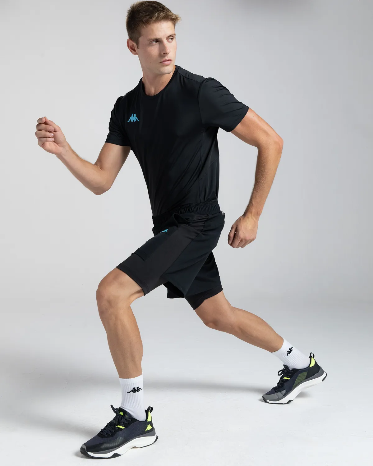 Siyah Kombat Efri Erkek Siyah Regular Fit Taytlı Şort