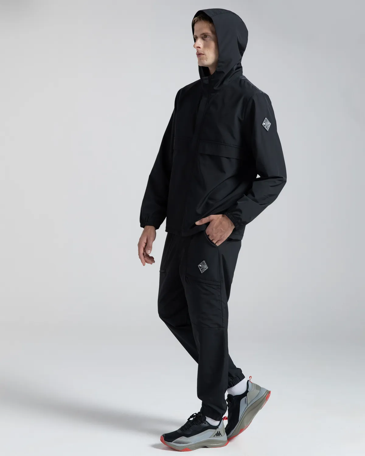 Siyah Authentic Airi Erkek Siyah Regular Fit Yağmurluk