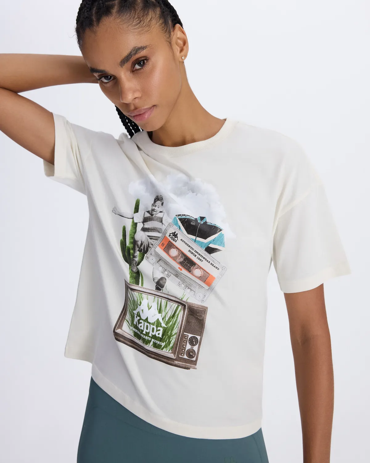 Beyaz Authentic Alessi Kadın Beyaz Comfort Fit Tişört