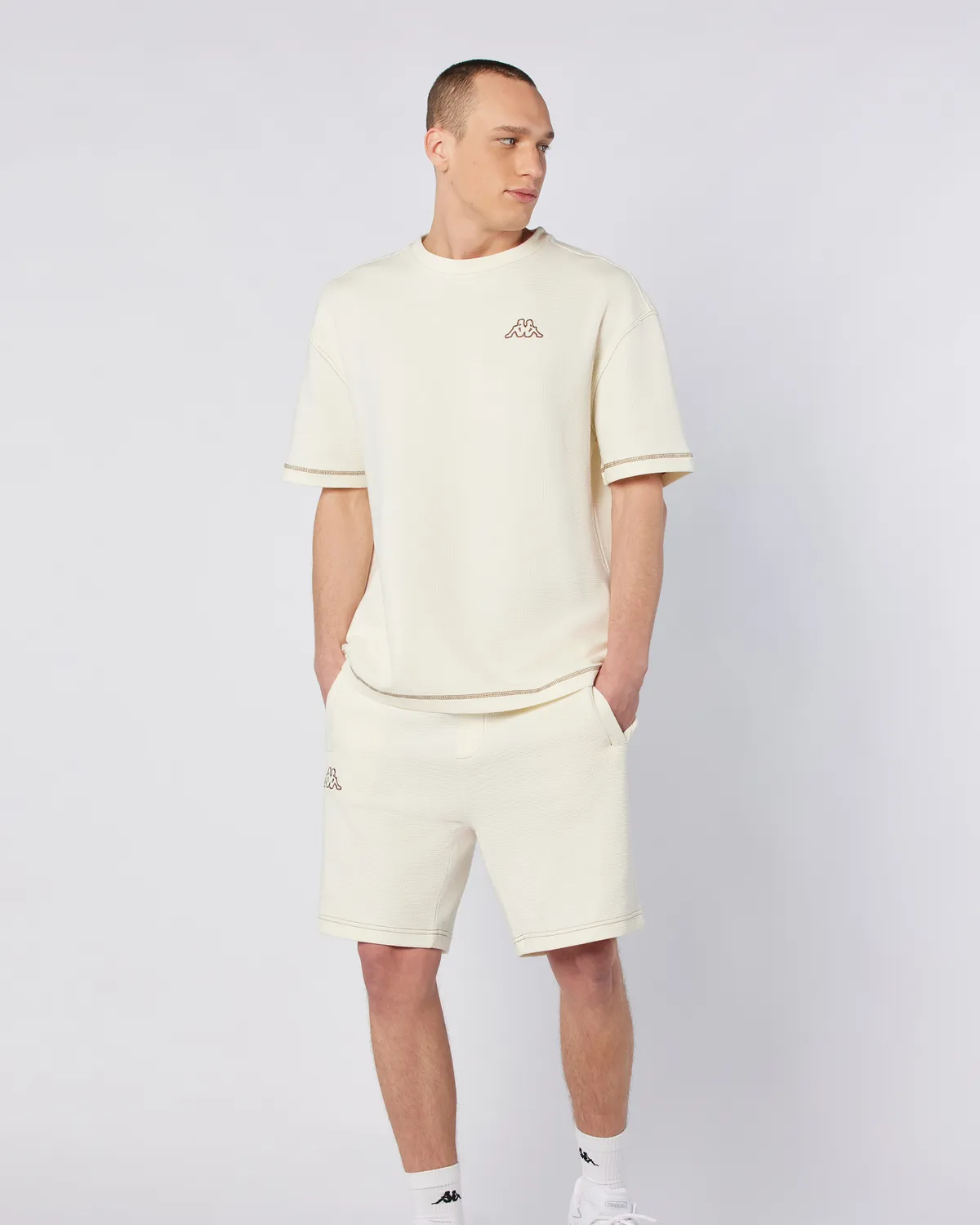 Beyaz Logo Pronton Erkek Beyaz Regular Fit Tişört