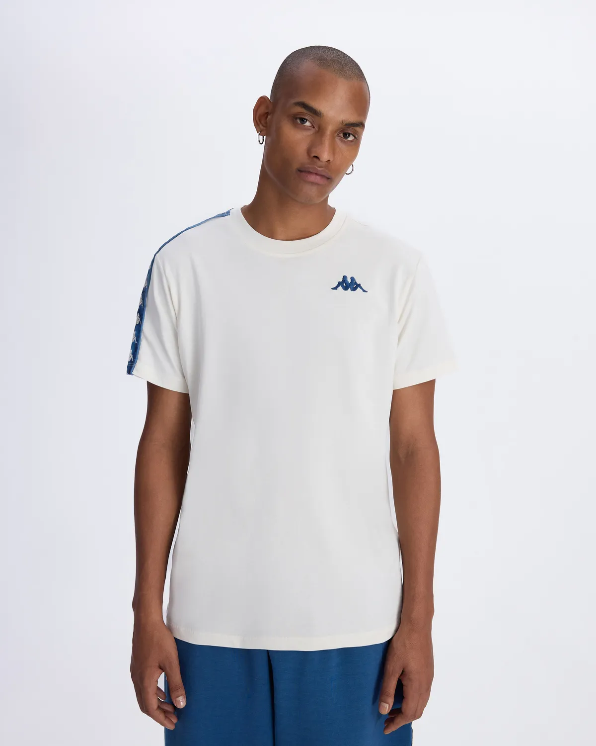 Beyaz Authentic 222 Banda Pueblogt Erkek Beyaz Regular Fit Tişört