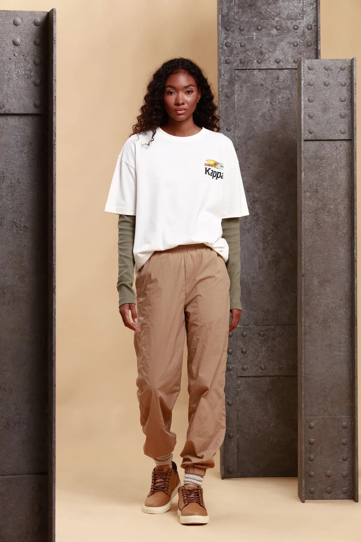 Beyaz Authentic Graphik Parker Unisex Beyaz Comfort Fit Tişört