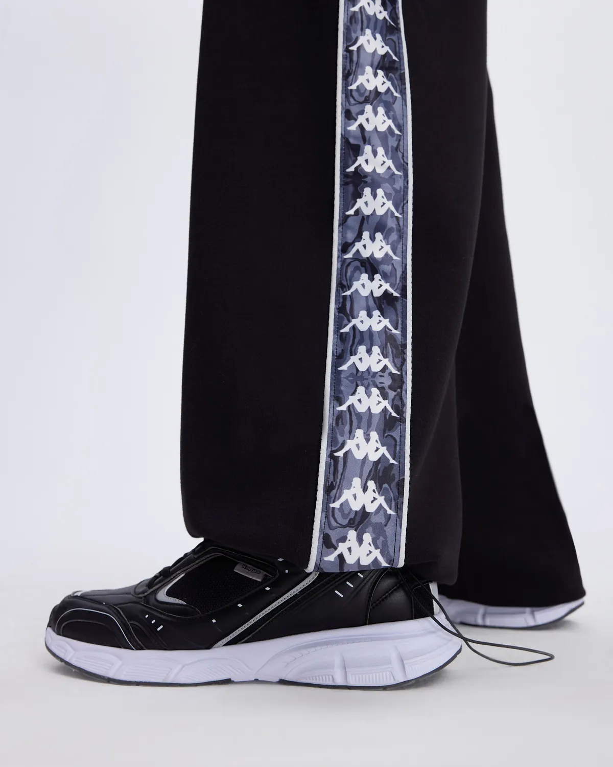 Siyah Authentic 222 Banda Papilogt Erkek Siyah Comfort Fit Eşofman Altı