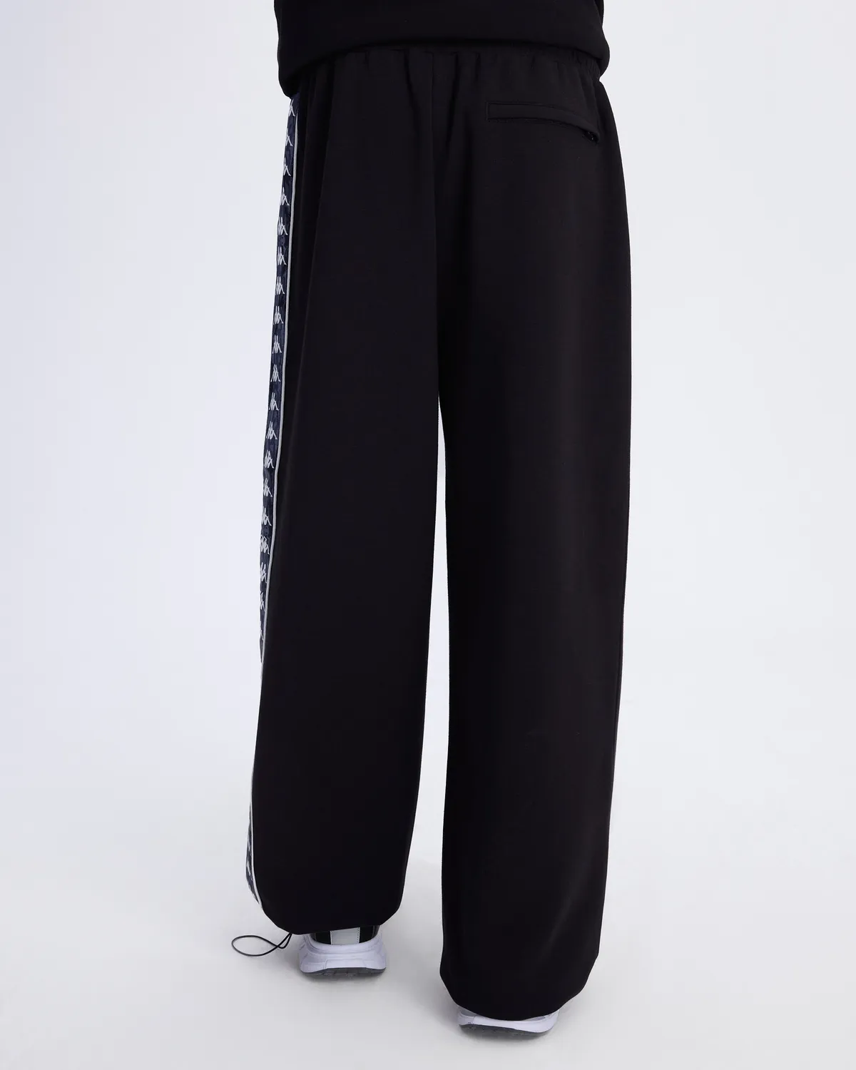 Siyah Authentic 222 Banda Papilogt Erkek Siyah Comfort Fit Eşofman Altı