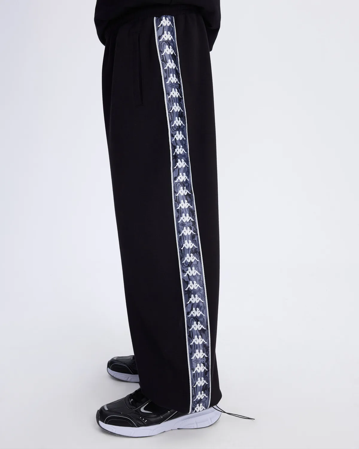 Siyah Authentic 222 Banda Papilogt Erkek Siyah Comfort Fit Eşofman Altı