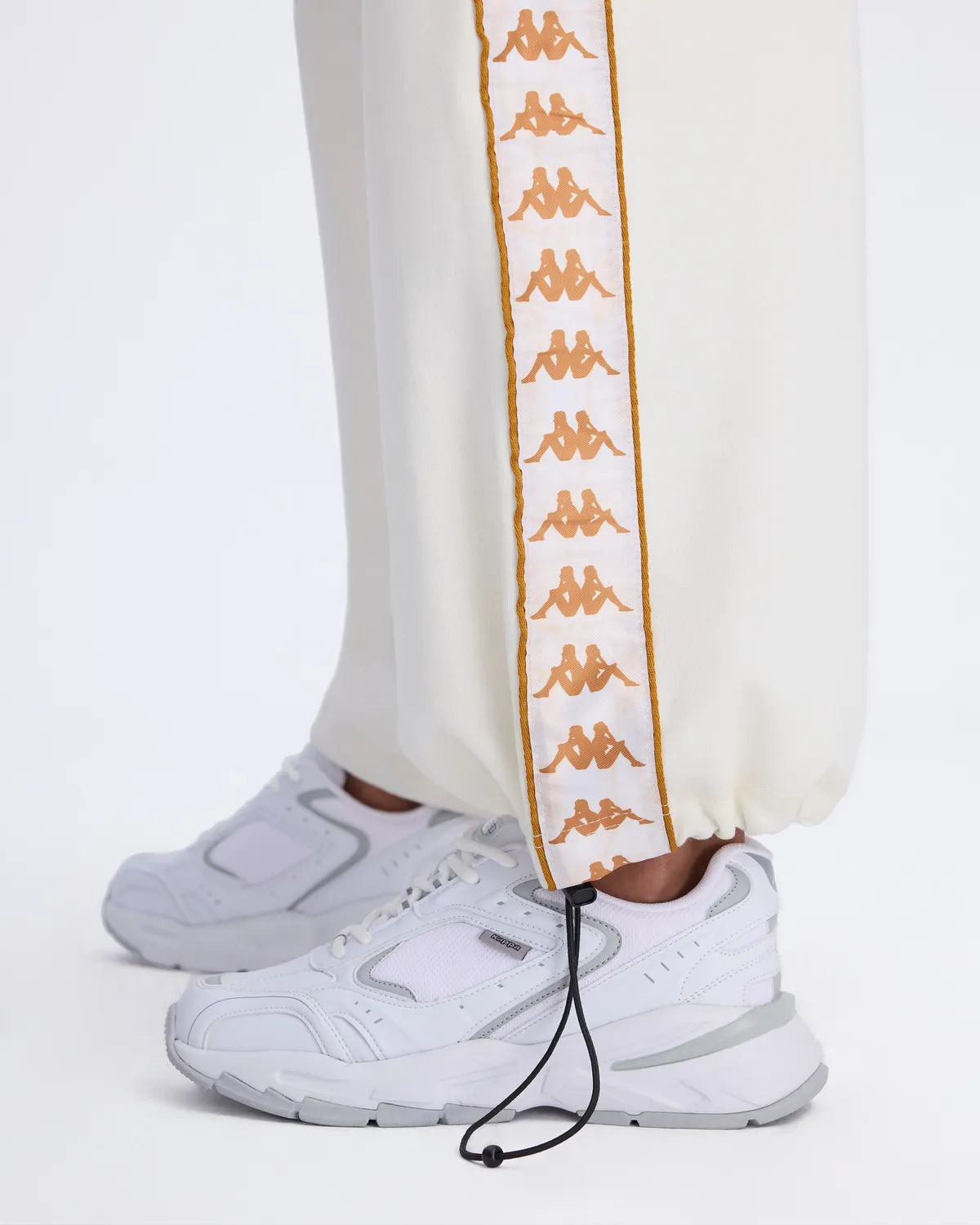 Beyaz Authentic 222 Banda Petuniagt Kadın Beyaz Oversize Fit Eşofman Altı