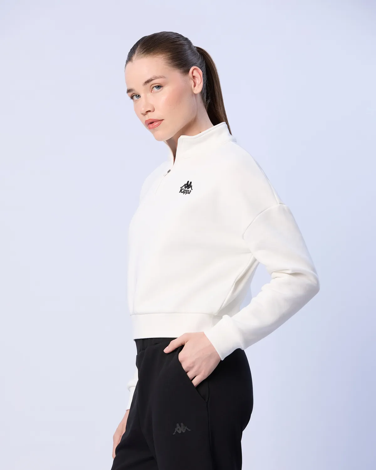 Beyaz Mines Kadın Beyaz Regular Fit Sweatshirt