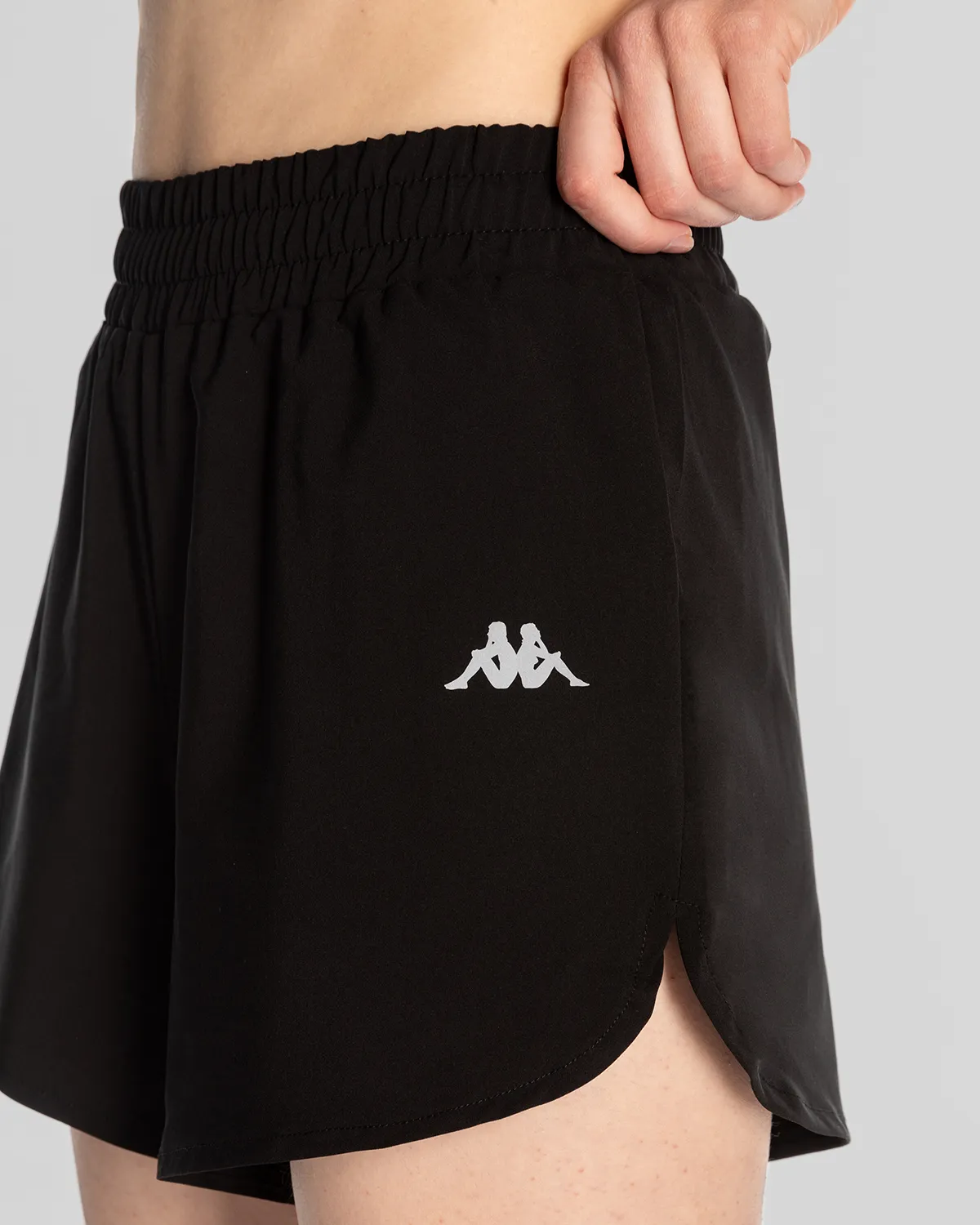 Siyah Survivor Woman Short 2 Kadın Siyah Regular Fit Performance Şort