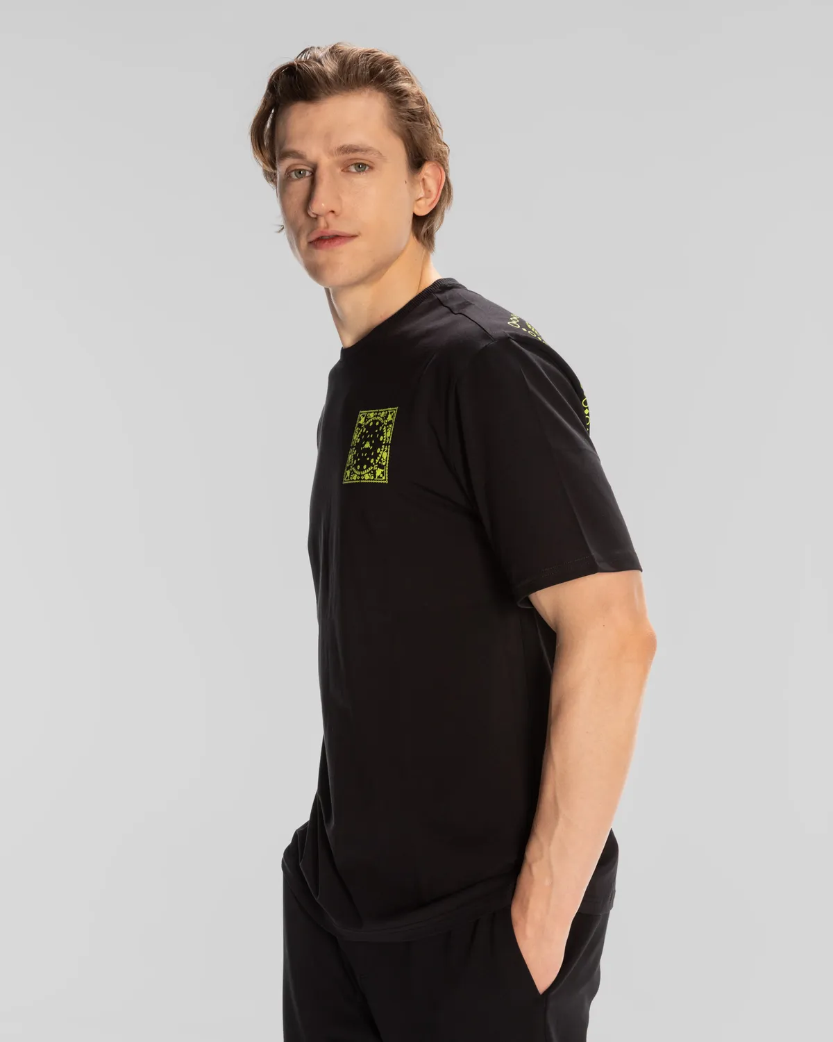 Siyah Authentic Vita Erkek Siyah Comfort Fit Tişört