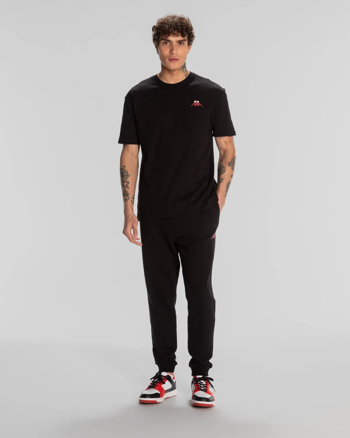 Siyah Authentic Space Jump T-Shirt Erkek Siyah Regular Fit Tişört