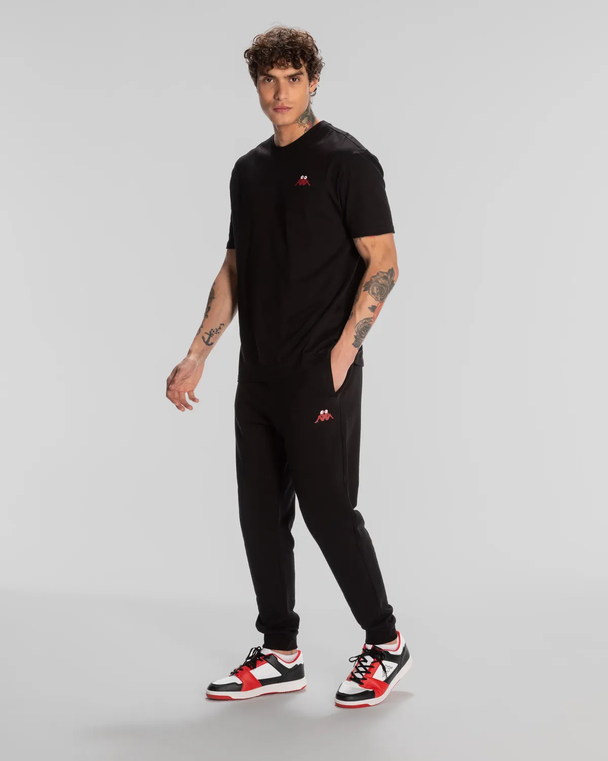 Siyah Authentic Space Jump T-Shirt Erkek Siyah Regular Fit Tişört