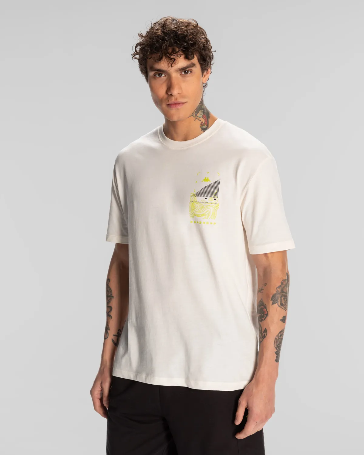 Beyaz Authentic Spacetime T-Shirt Erkek Beyaz Regular Fit Tişört