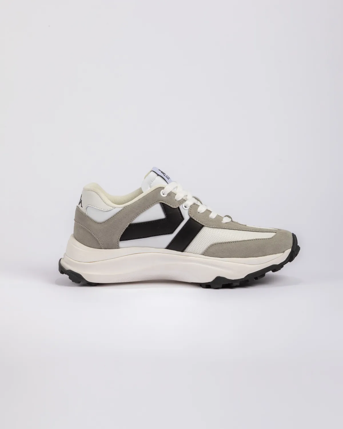 Beyaz Authentic Chief 1 Unisex Beyaz Spor Ayakkabı