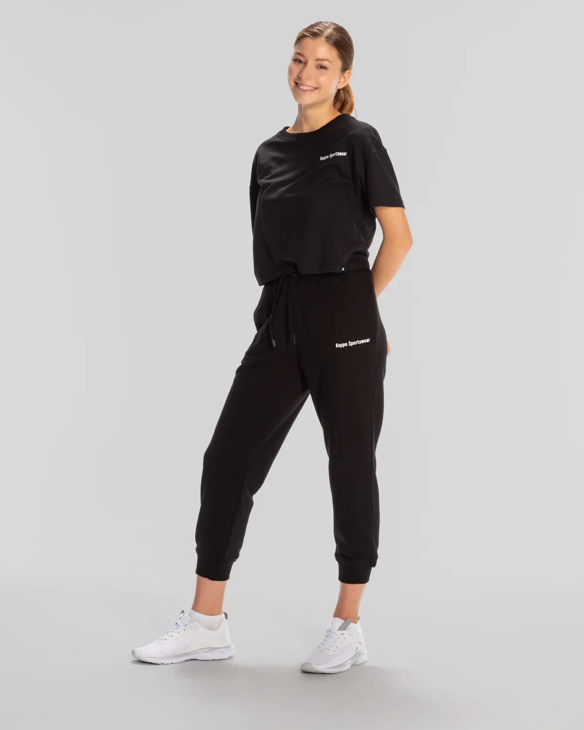 Siyah Authentic Jessa-Woman-T-Shirt Kadın Siyah Regular Fit Tişört