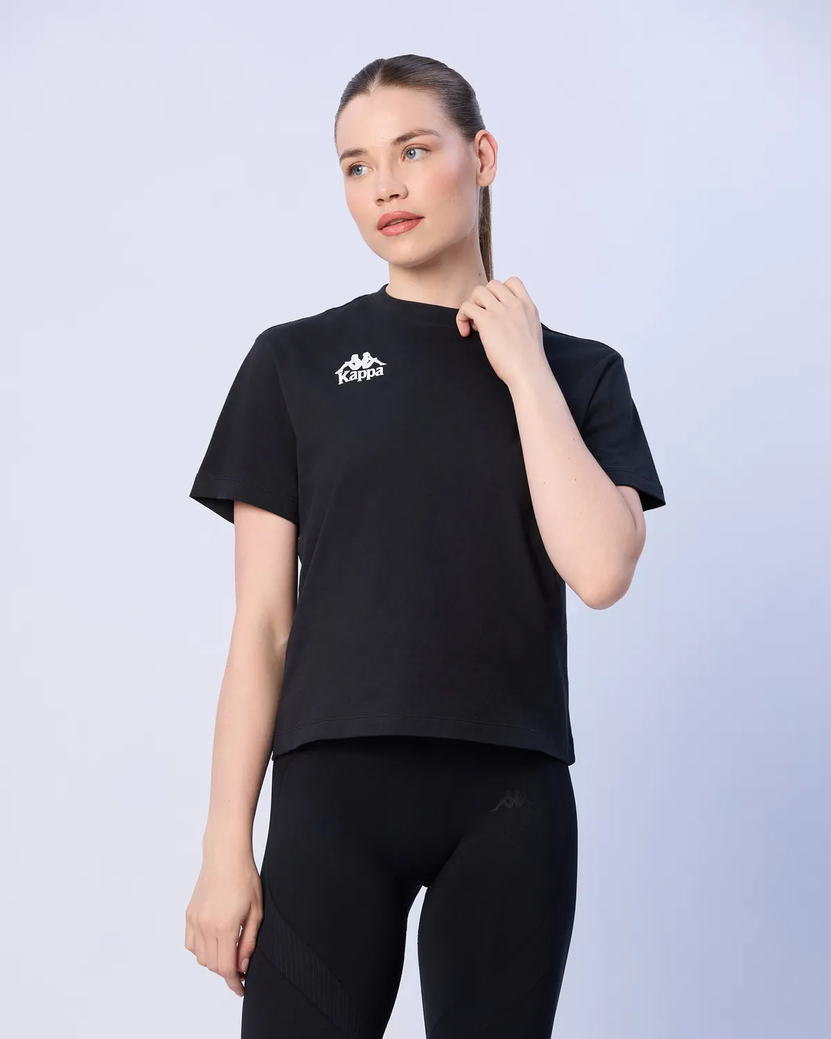 Siyah Marta Kadın Siyah Regular Fit Tişört